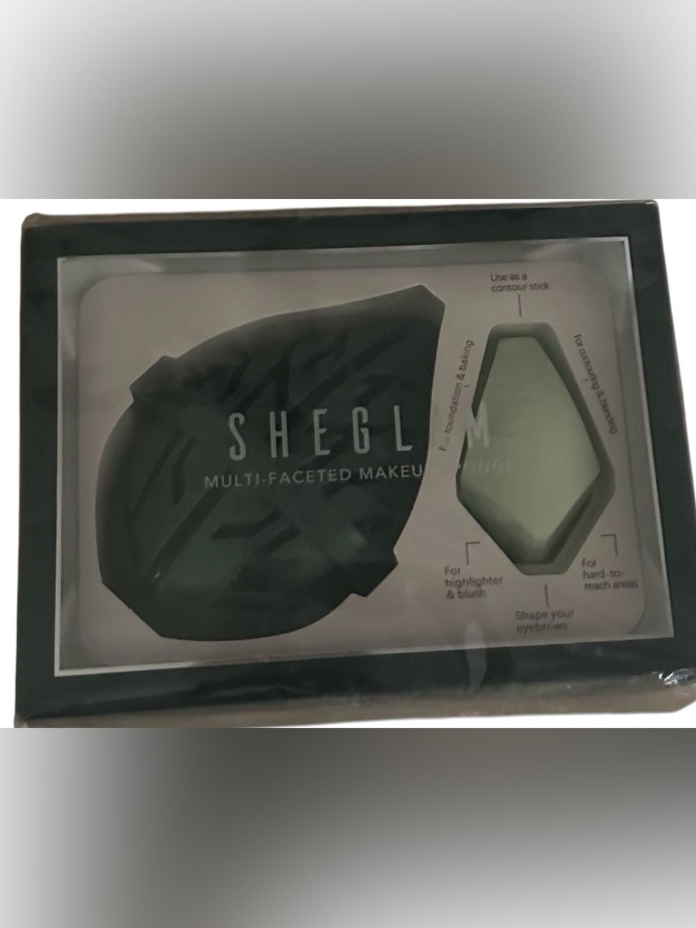 Multifaceted Green Makeup Sponge Case